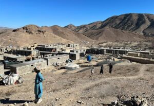 ACNUR inaugura casas para víctimas del terremoto de Afganistán