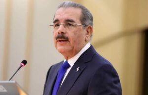 PLD confirma Danilo Medina dio positivo al COVID-19