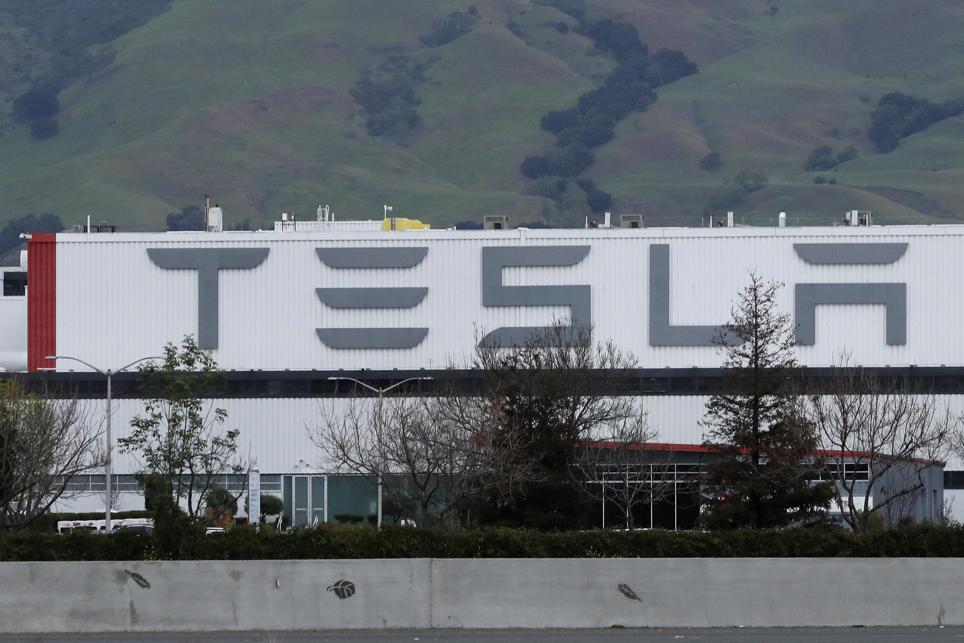 Elon Musk vende acciones de Tesla por valor de 3.500 millones de dólares
