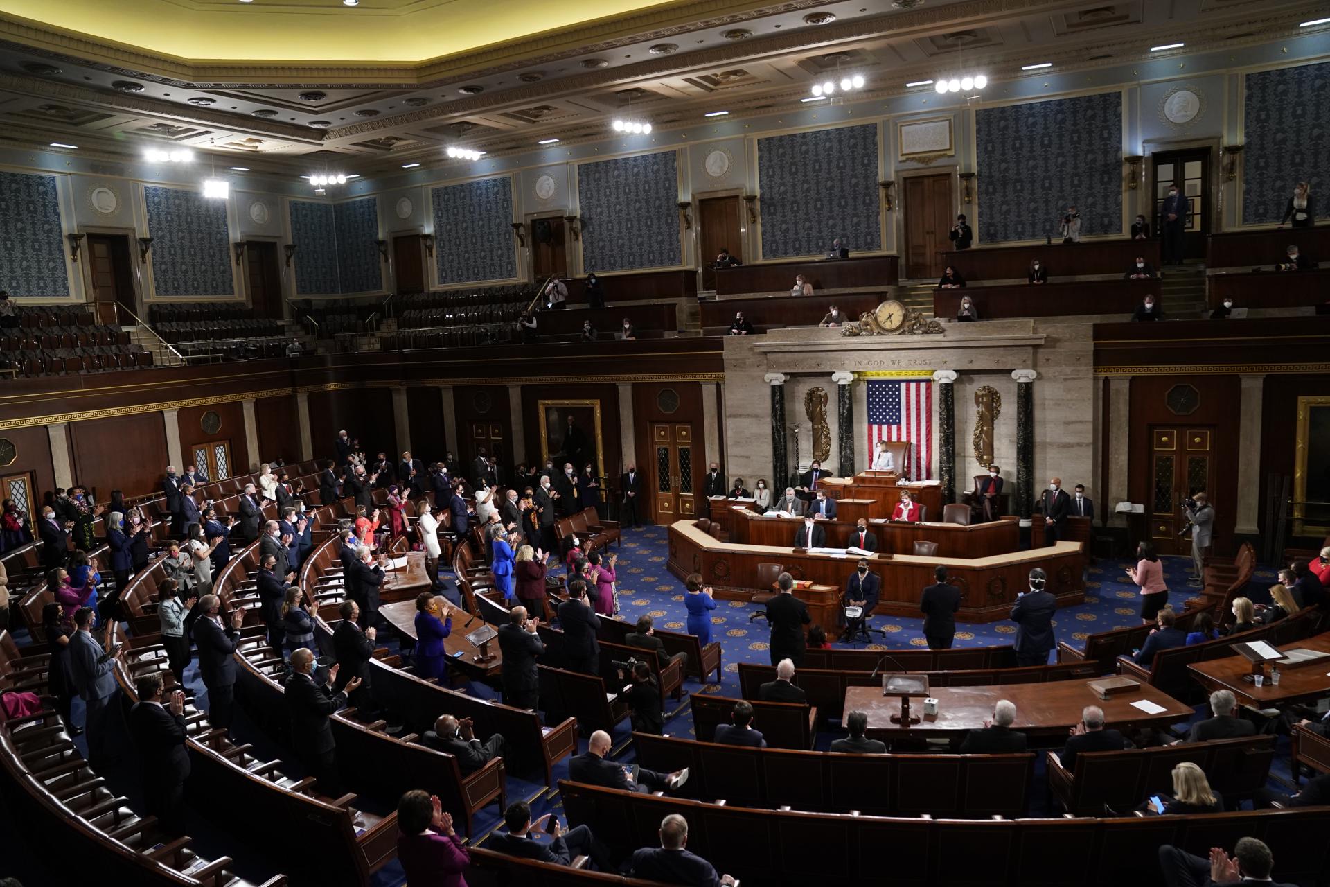 La Cámara Baja de EE.UU. extiende el presupuesto para evitar el cierre del Gobierno