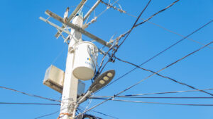 Edesur coloca transformadores en la provincia Independencia para estabilizar electricidad a más de 3,000 mil viviendas