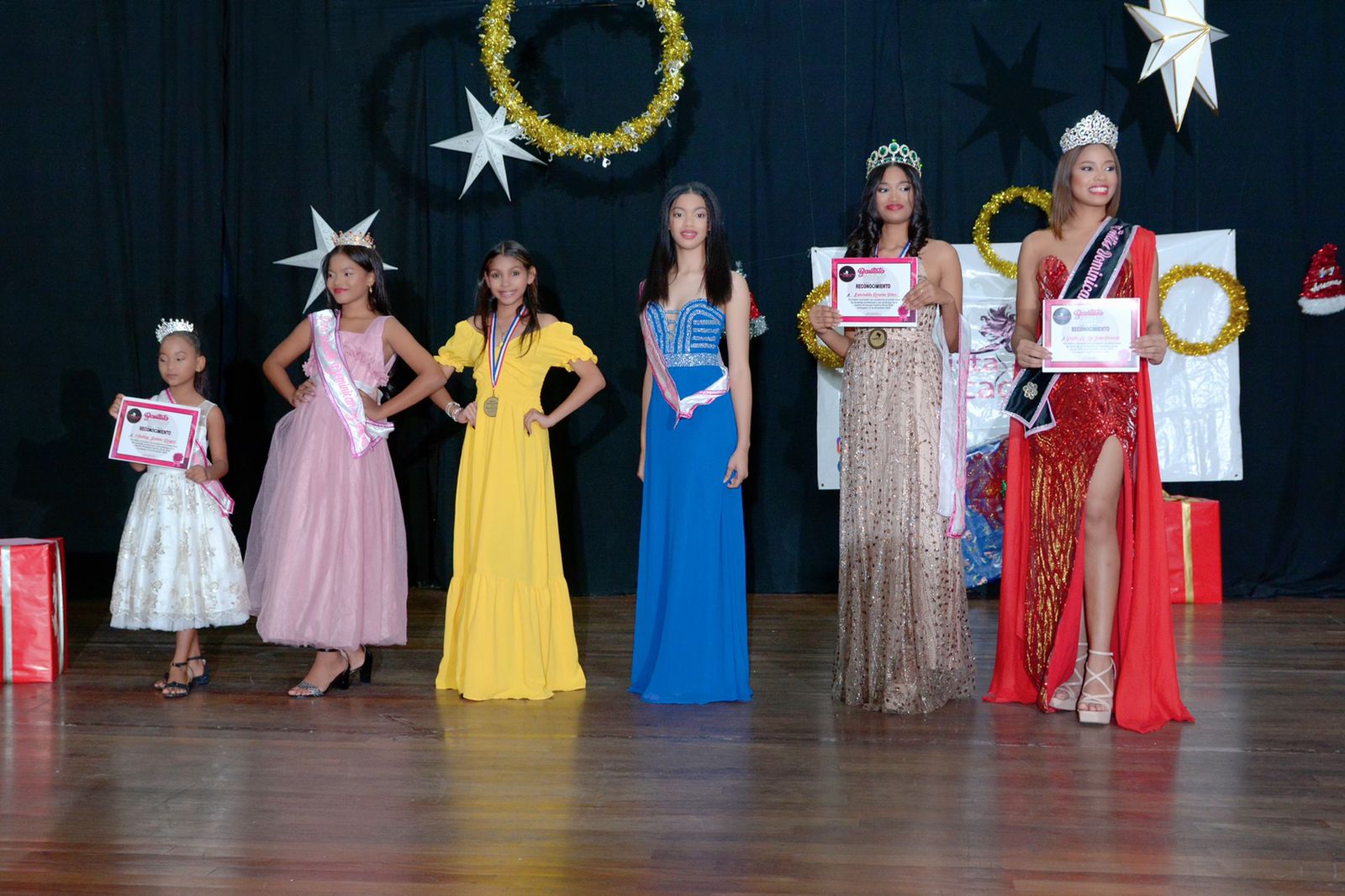 Agencia de modelaje Bautista Modeling Academy realiza certamen de belleza "Christmas Fashion Show 2022"