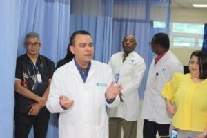 Hospital Ney Arias Lora refuerza áreas por feriado navideño