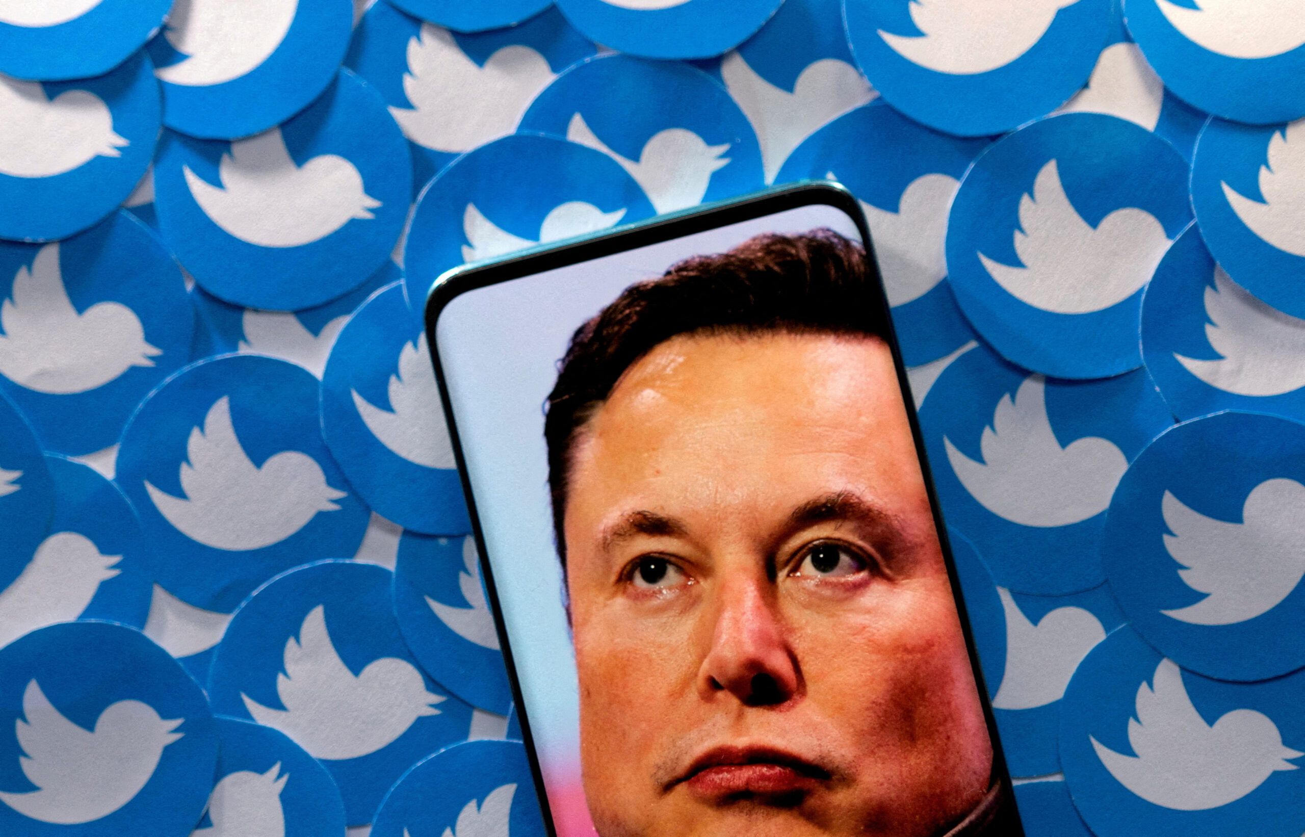 Twitter suspende cuentas de periodistas críticos de Elon Musk