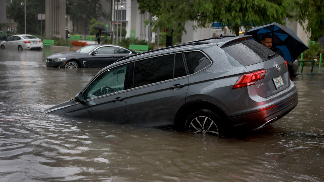 Hoy inicia pago a dueños de vehículos inundados el 4 de noviembre