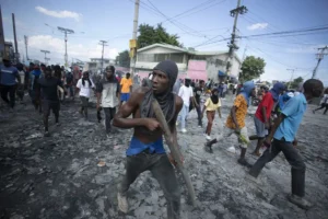 Crece vacío político en Haití; expira mandato de senadores