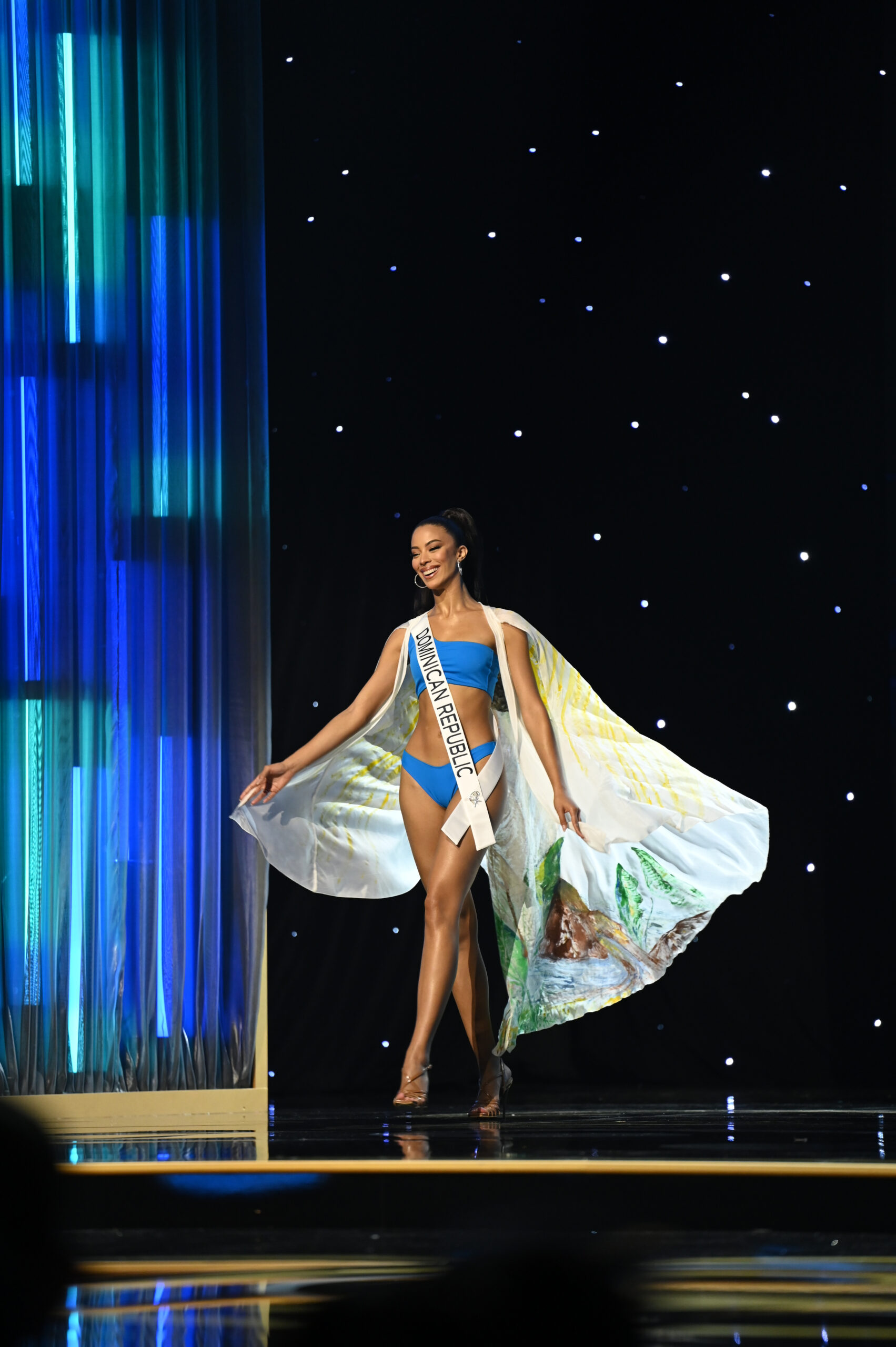 La dominicana Andreína Martínez expresa su "orgullo" tras Miss Universo