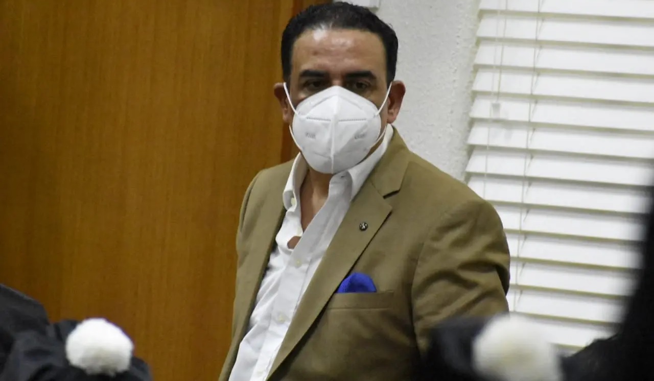 Defensa de Alexis Medina asegura tribunal lo mandará a su casa tras anular acusación en su contra