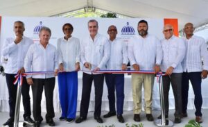 Obras Públicas inaugura carretera en Higüey