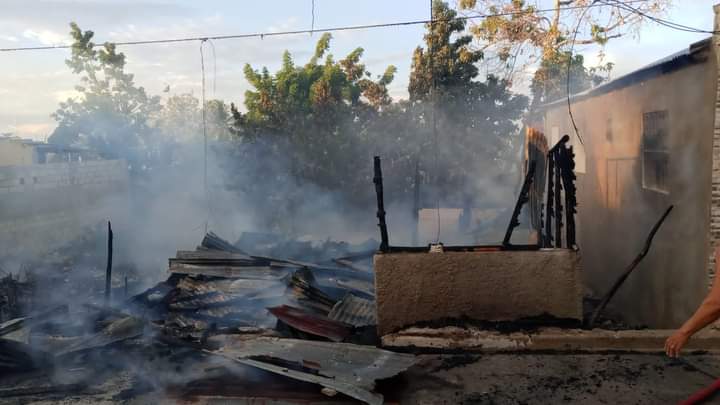 Policía apresa hombre incendió casa de su propia madre en Barahona