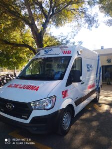 Donan ambulancia a través del 911 para Villa González 