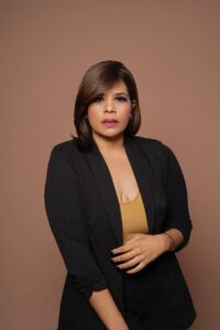 Mariela Guerrero celebra 10 años de Arte y Espectáculos TV