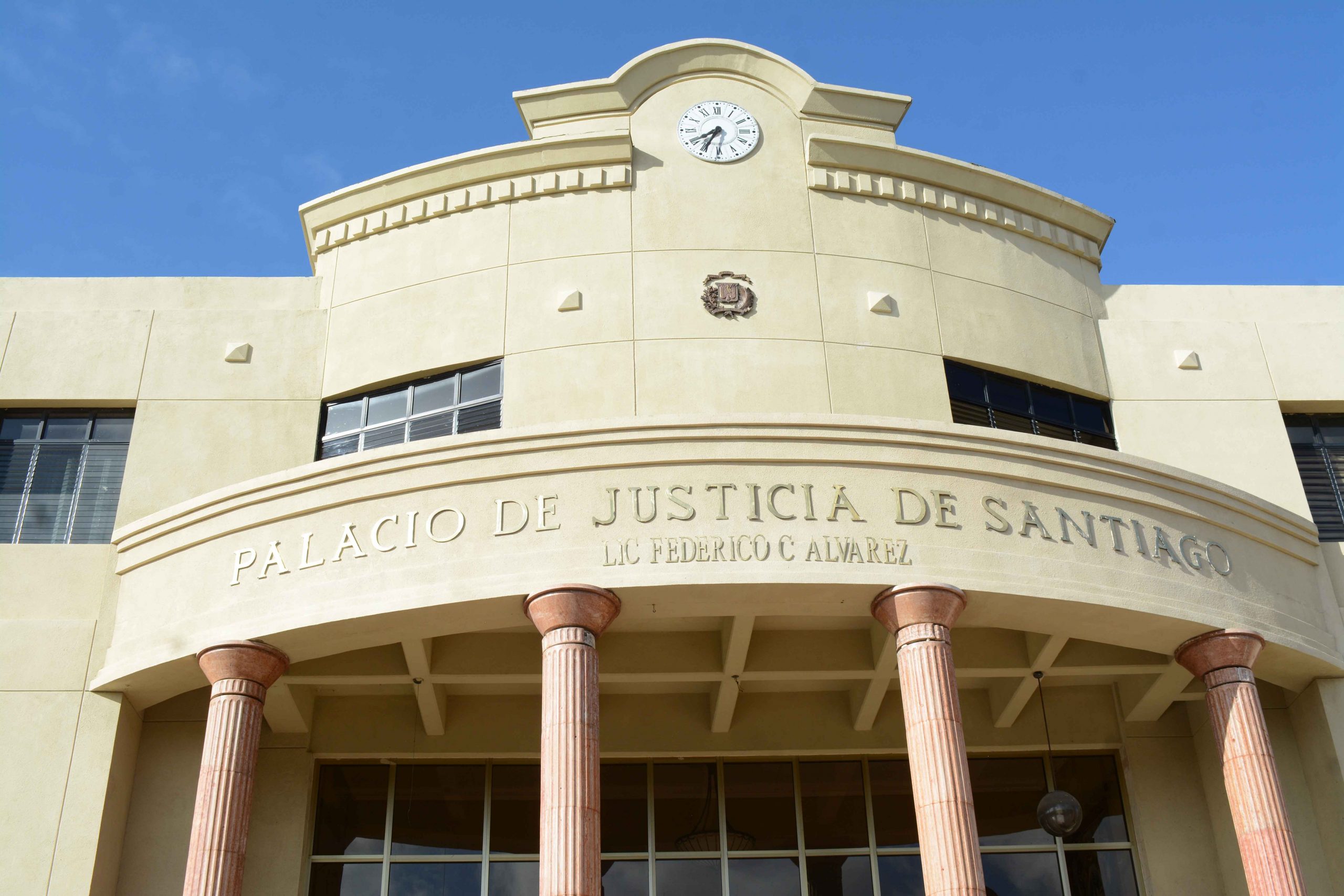 Fiscalía de Santiago arresta a hombre acusado de 5 homicidios