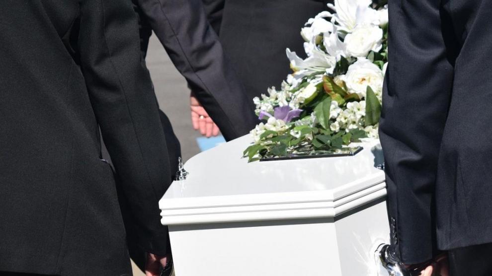 Declaran muerta a mujer de 82 años y "resucita" en funeraria de Long Island