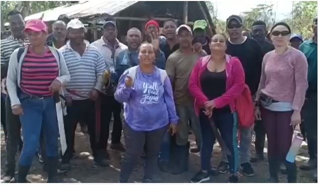 Más de 200 campesinos de Hato Mayor piden ayuda a Abinader para trabajar la tierra