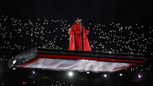 Super Bowl: el espectacular regreso de Rihanna