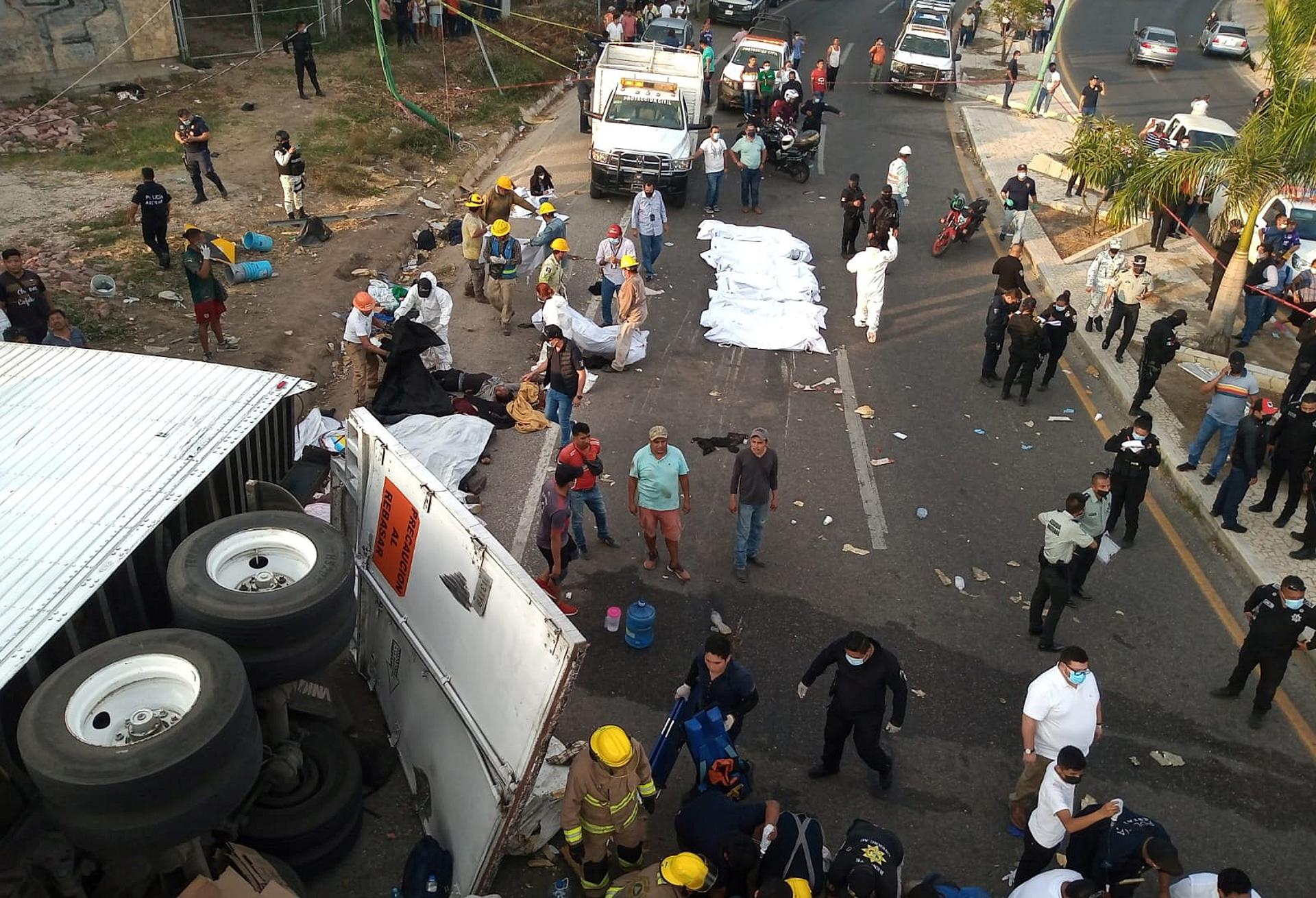 17 Migrantes Muertos Por Un Accidente En México 6297