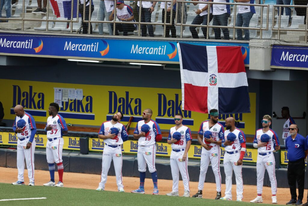  Equipo dominicano derrota a Puerto Rico 6 carreras por 4 en la Serie del Caribe 