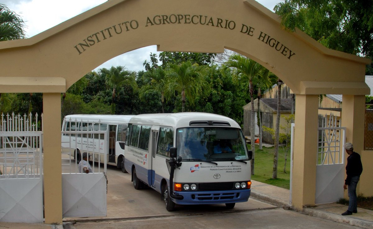 Habla director de la escuela donde estudiaba Esmeralda Richiez