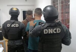 Arrestan dos vinculados a decomiso de 60 kilos de cocaína en Portugal