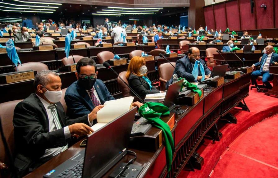 Diputados esperan lograr aprobar el Código Penal en esta legislatura