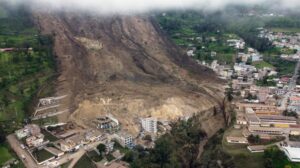 Gigantesco alud deja decenas de desaparecidos en Ecuador