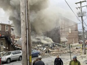 La explosión de una fábrica de chocolate en Pensilvania deja dos muertos y cinco desaparecidos