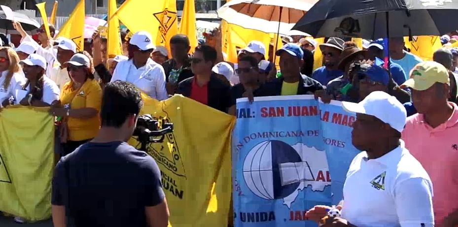 Organizaciones protestan en contra de eventual explotación minera en San Juan