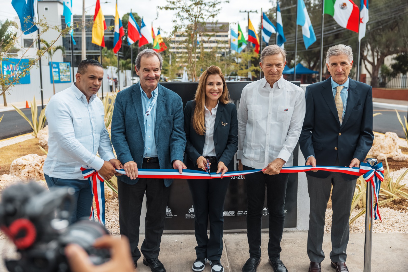 ADN y MIREX inauguran plaza en el marco de la XXVIII Cumbre Iberoamericana