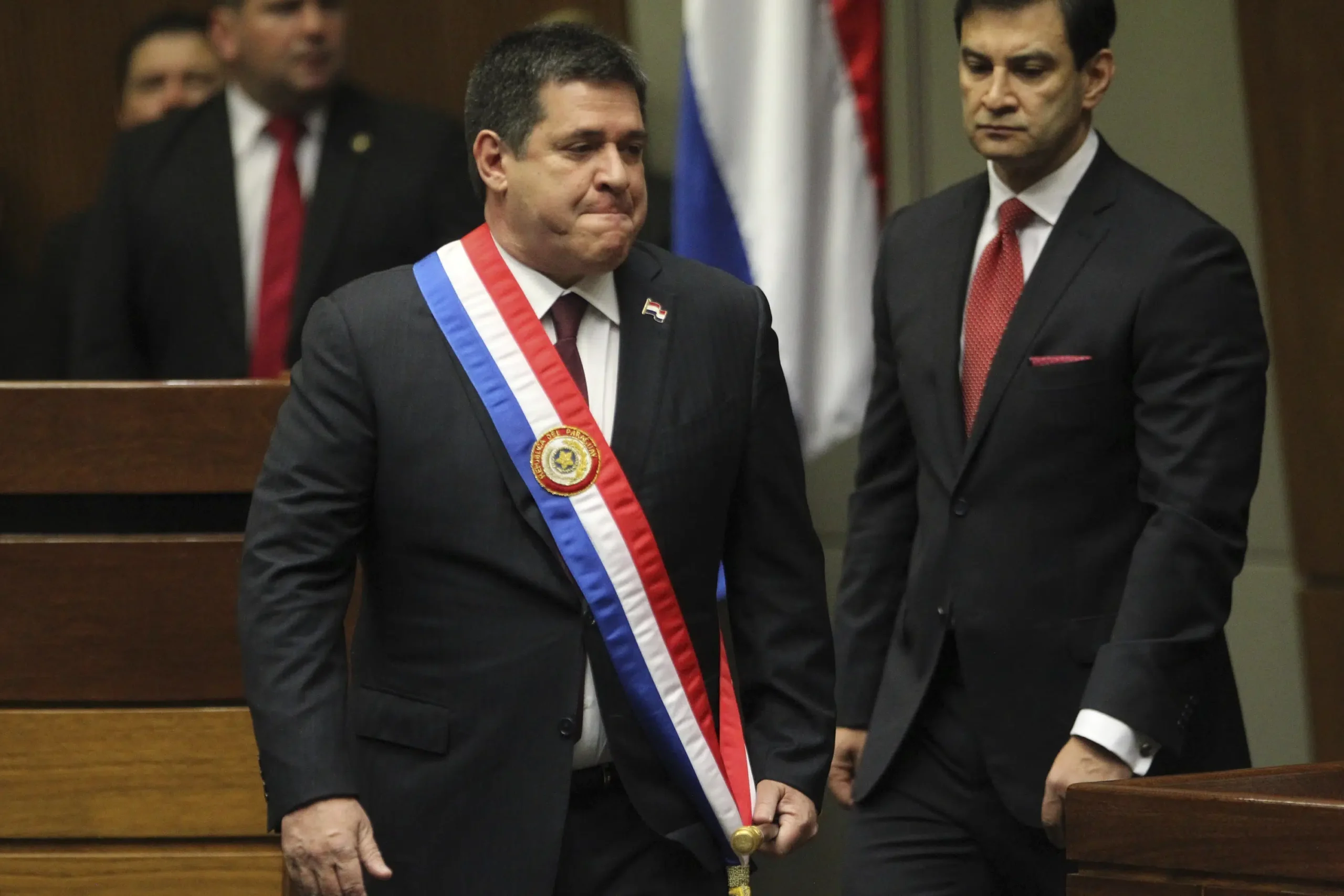 Abren causa penal a expresidente y vicepresidente de Paraguay