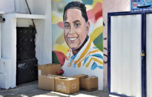 Levantan mural de Donelly Martínez, el niño asesinado en Santiago