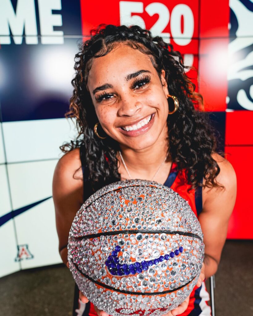 Dominicana Esmery Martínez elegible para el draft de la WNBA