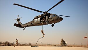 Mueren 9 soldados tras estrellarse dos helicópteros en Kentucky
