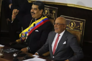 Detienen 19 funcionarios venezolanos por corrupción