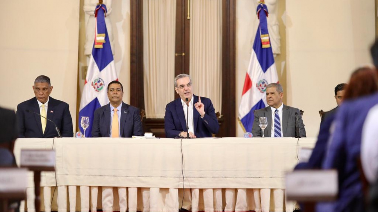 El presidente Abinader solicitó continuar impulsando con la Liga Municipal Dominicana todas las acciones que propicien un rol más amplio