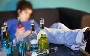 25 menores intoxicados por ingesta de alcohol durante Semana Santa 2023