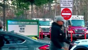 Imputan cargos criminales a madre del niño de 6 años que disparó a su maestra en escuela de Virginia