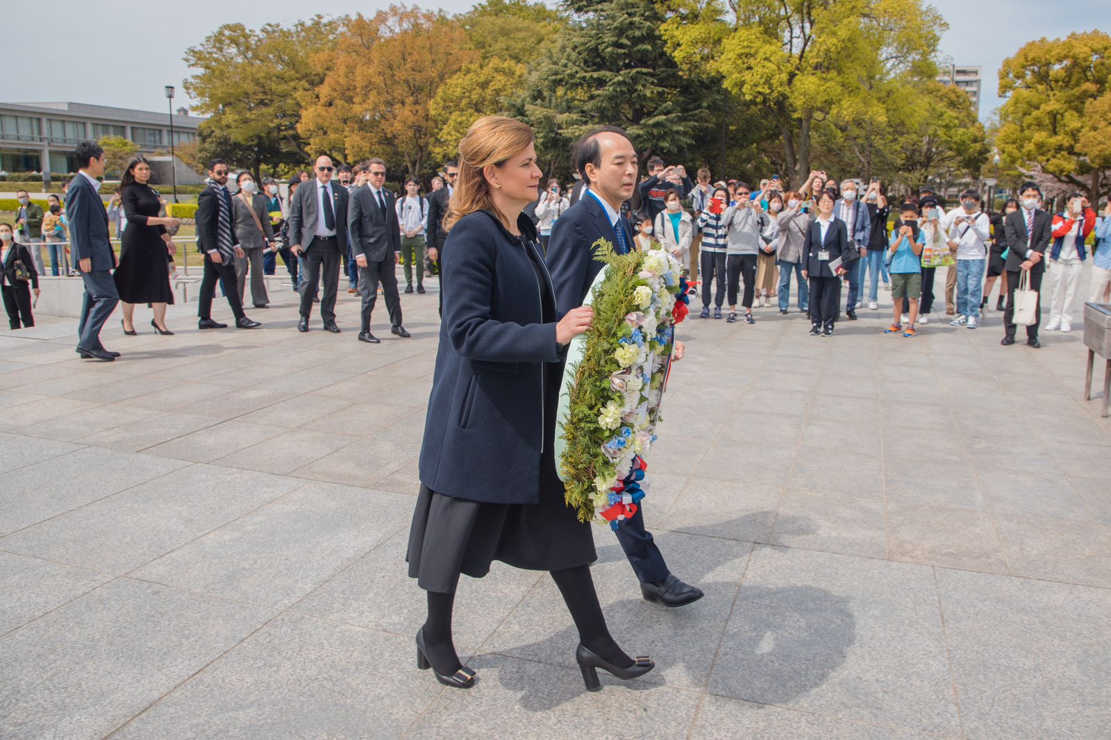 Vicepresidenta Raquel Peña Rinde Tributo a caídos por bomba atómica en Hiroshima