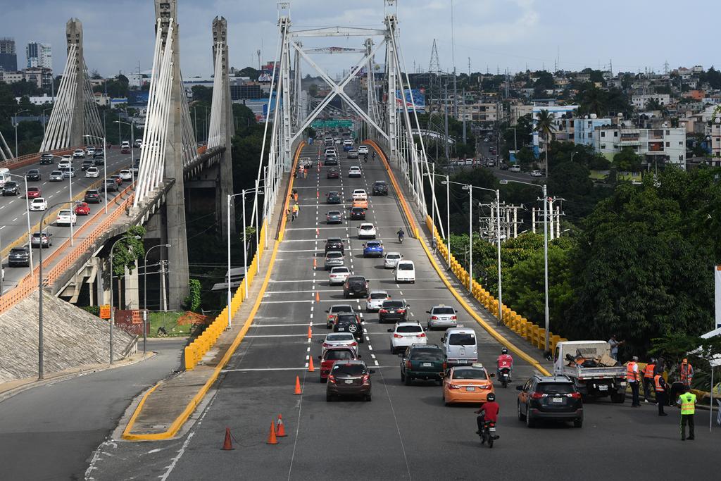 Obras Públicas intima contratista a garantizar reparación duradera juntas del puente Duarte