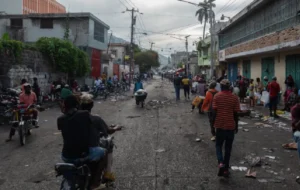 Haití: emboscada en Puerto Príncipe deja 3 policías muertos