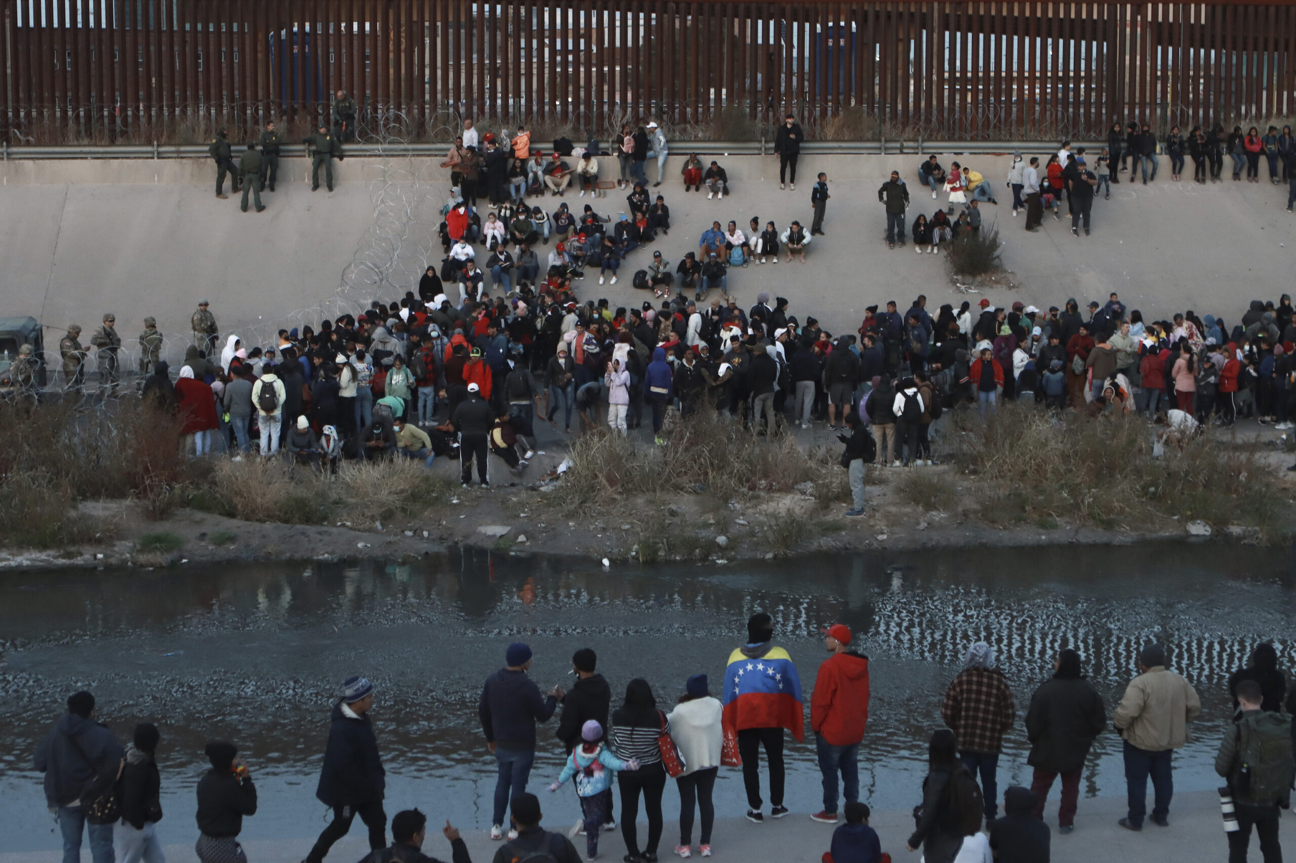 EEUU hará deportaciones masivas tras el fin del Título 42 en mayo