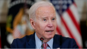 Joe Biden firma ley que pone fin a la emergencia nacional por el COVID-19