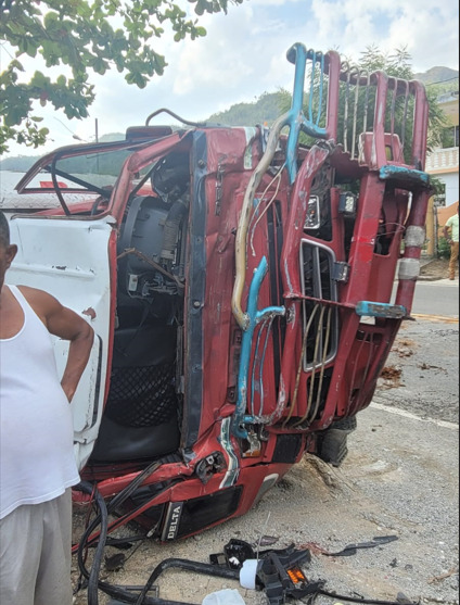 Tres niñas y chofer mueren en choque entre camiones en Samaná