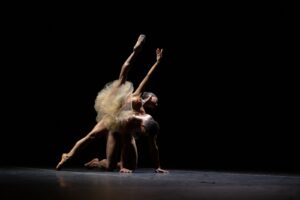 Ballet Nacional Dominicano presenta “ESTACIONES”, una mirada a la naturaleza en la sala en el Teatro Nacional