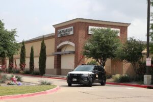 La Policía identifica a un hombre de 33 años como autor del tiroteo en Texas
