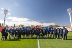 La Selección Dominicana de Fútbol en reconocimiento de campo en el estadio Las Malvinas en Mendoza, Argentina.