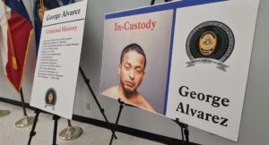 Policía identifica como George Álvarez al conductor que atropelló venezolanos en Texas