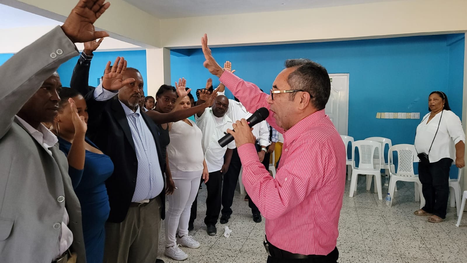 Partido MODA proclama candidato a alcalde y regidor en la provincia San Cristóbal