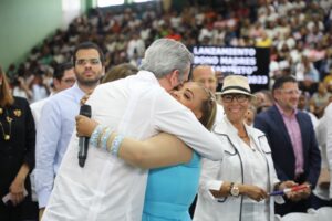 Un millón de dominicanas recibirán el «Bono Madres 2023»