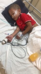 Madre pide ayuda para hijo sufre cardiopatía severa